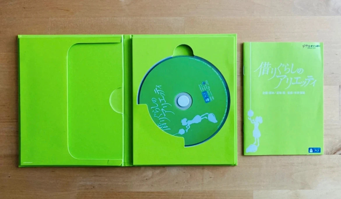Caja de Blu-ray Arrietty Studios Ghibli edición coleccionista importada de Japón. – photo 3